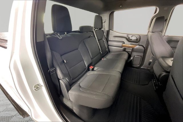Used 2021 White GMC Elevation image 22