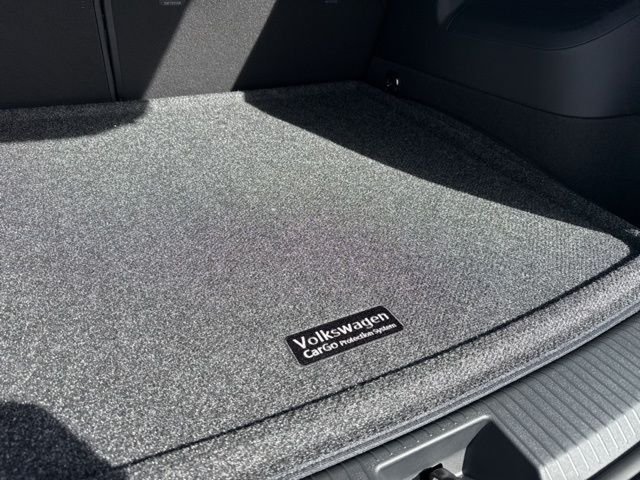 New 2026 Deep Black Volkswagen 2.0T SE image 8