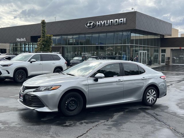 2020 Toyota Camry Hybrid LE