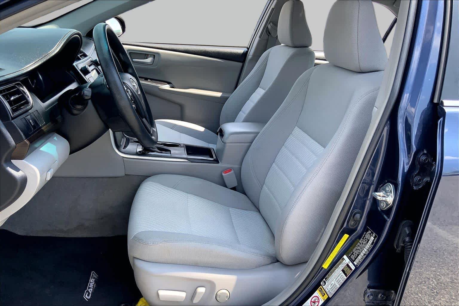 Used 2016 Parisian Night Pearl Toyota LE image 8