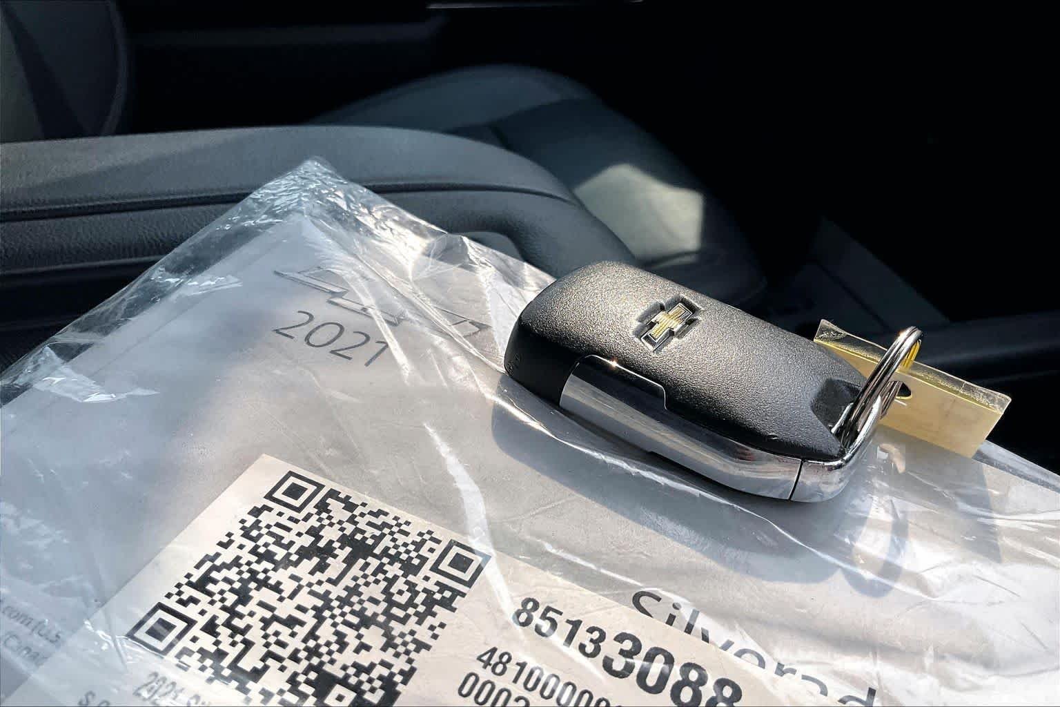Used 2021 Satin Steel Metallic Chevrolet LT Trail Boss image 15