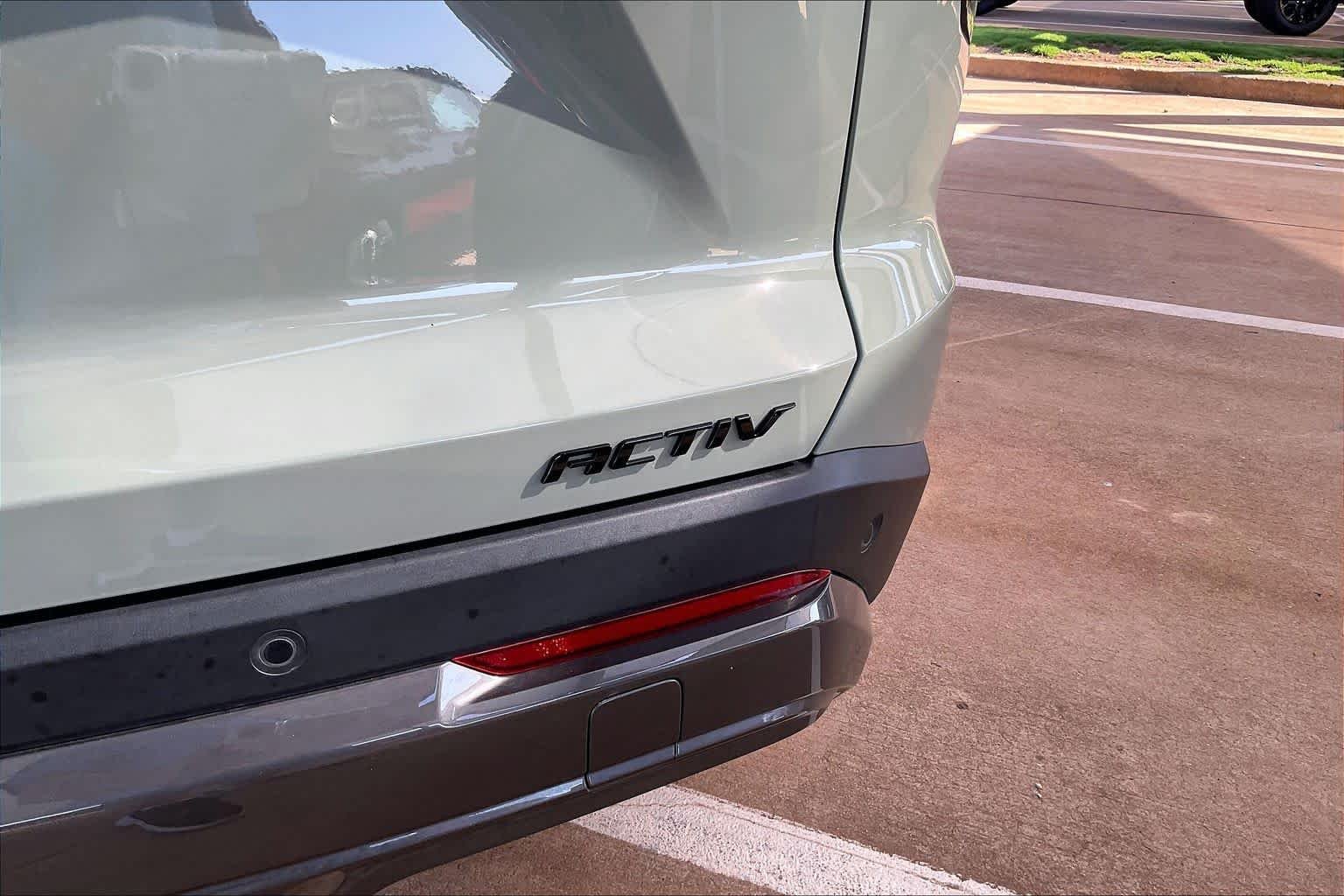 2025 Chevrolet Equinox ACTIV - Photo 11