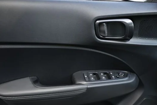New 2026 Ecotronic Gray/Black Roof Hyundai SEL image 7
