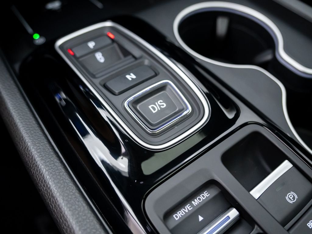 New 2026 Platinum White Pearl Honda Touring image 21