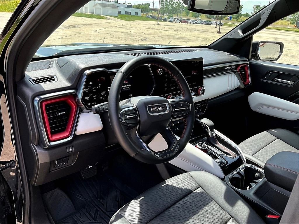 2024 GMC Canyon AT4X - Photo 20