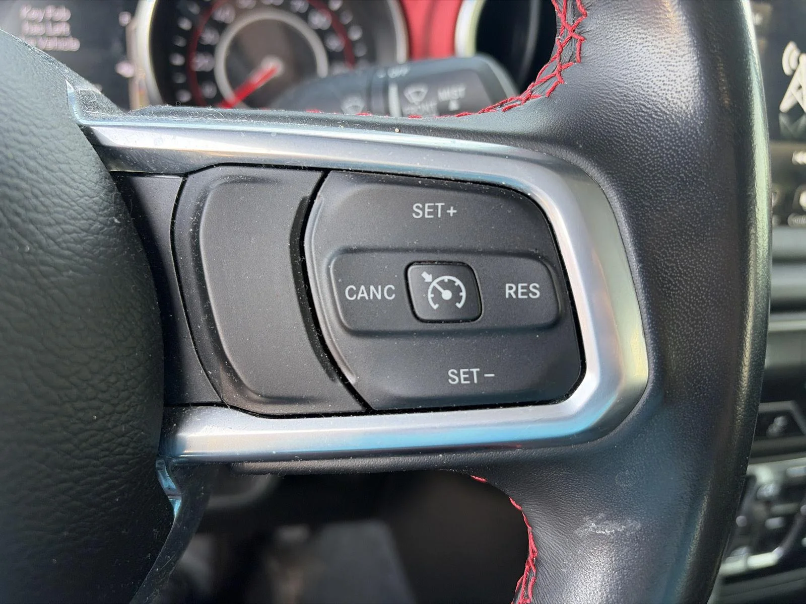 Used 2022 Hydro Blue Pearlcoat Jeep Rubicon image 18