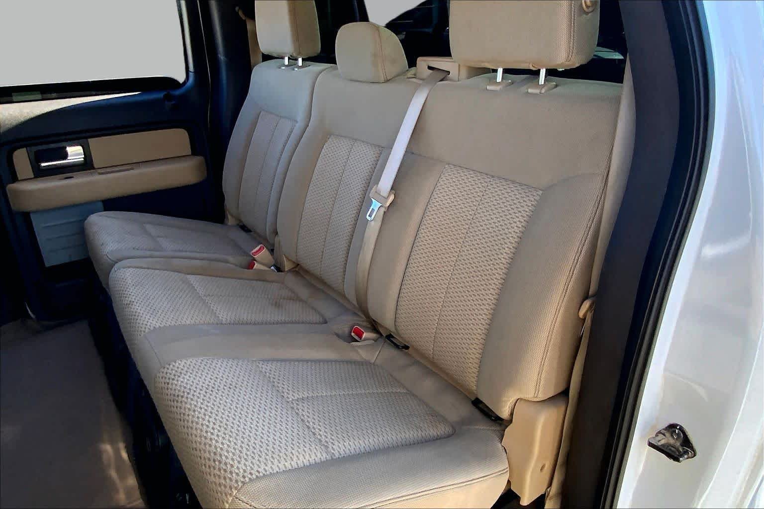 Used 2014 Oxford White Ford XLT image 20