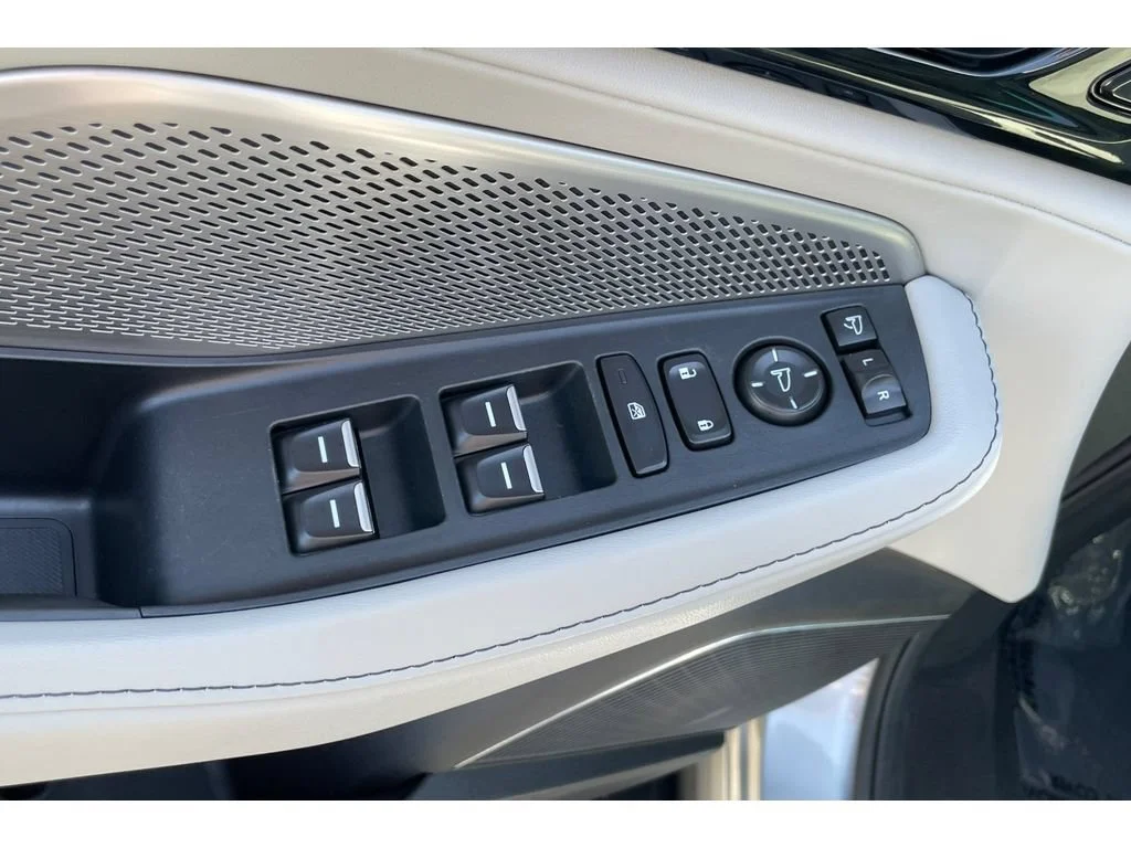 Used 2023 Lunar Silver Metallic Acura TECH image 66