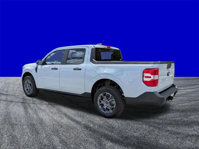 New 2026 Space White Metallic Ford XLT image 6