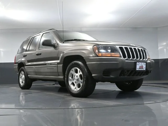 Used 1999 Gray Jeep Laredo image 44