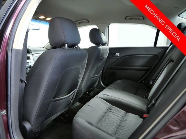 Used 2012 Red Ford SE image 13