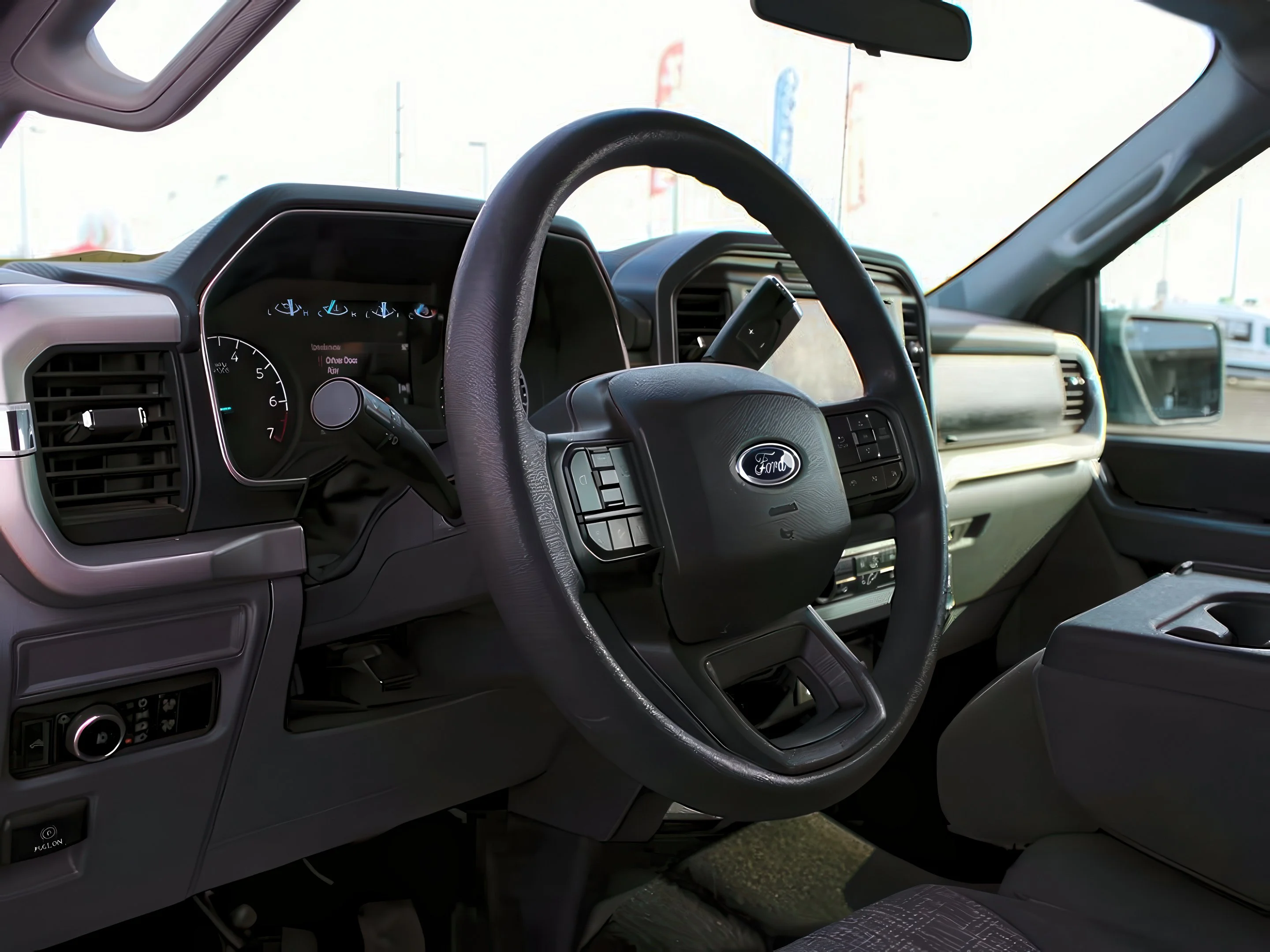 2023 Ford F-150 XLT - Photo 14