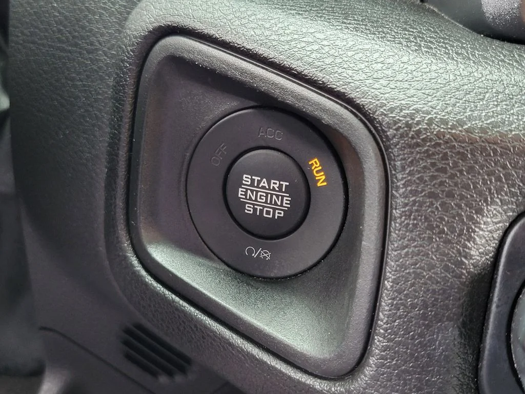 Used 2025 Black Jeep Sport S image 11