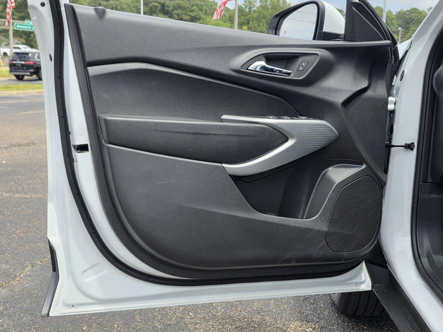 Used 2026 Summit White Chevrolet LS image 17