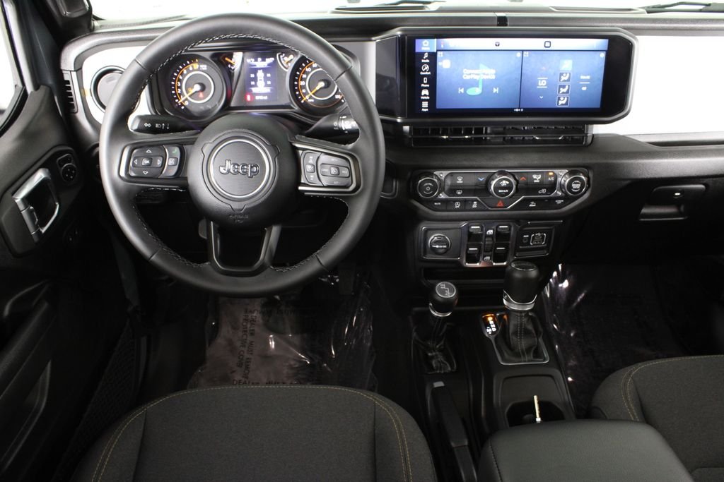 Used 2025 Gray Jeep Sport S image 5