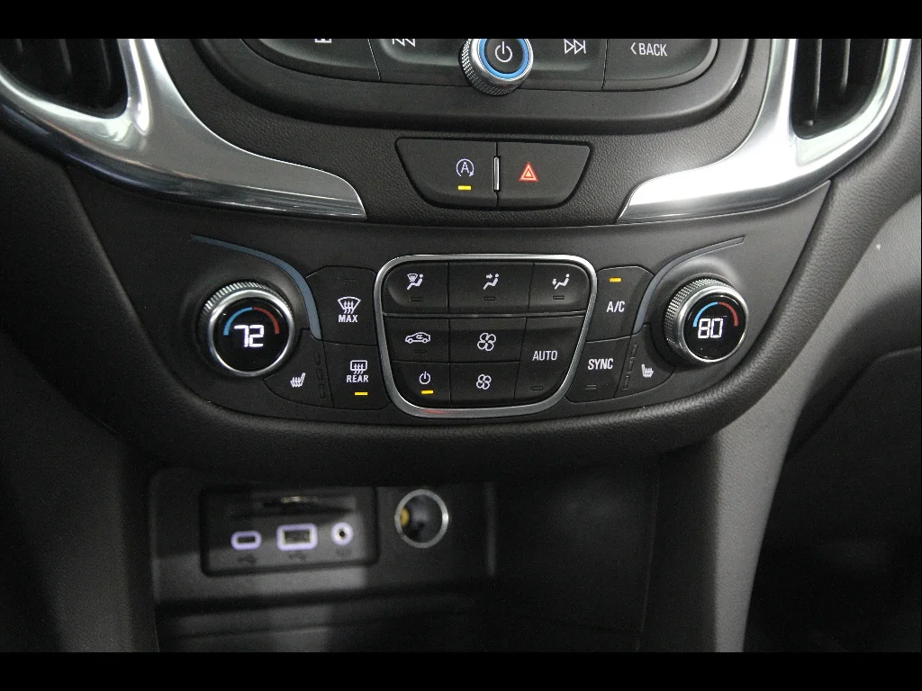 2024 Chevrolet Equinox LT - Photo 14