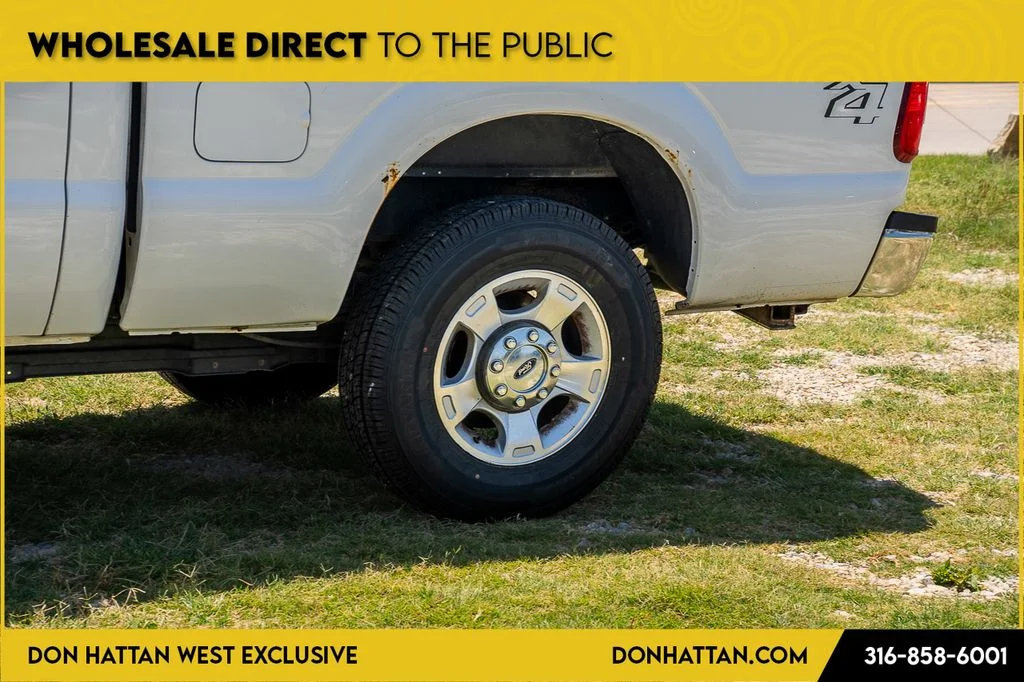 Used 2016 White Ford XLT image 30
