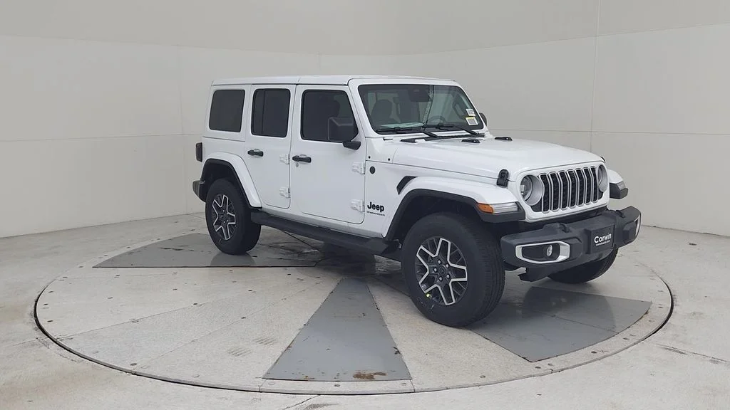 New 2026 Bright White Clear-Coat Exterior Paint Jeep Sahara image 3