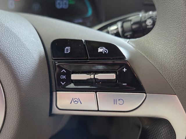 Used 2025 Blue Hyundai Blue image 23