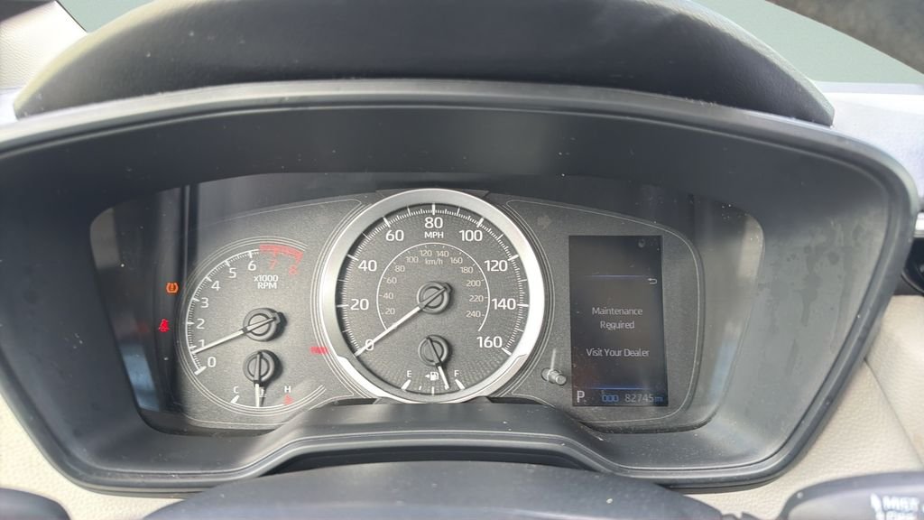 Used 2022 Gray Toyota LE image 27