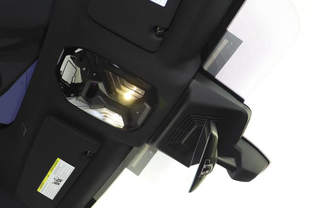 Used 2024 Black BMW xDrive50 image 16