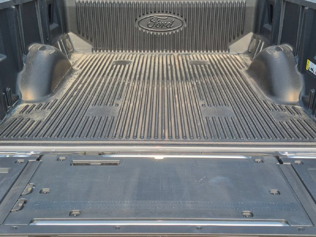 Used 2026 Silver Metallic Ford Lariat image 7