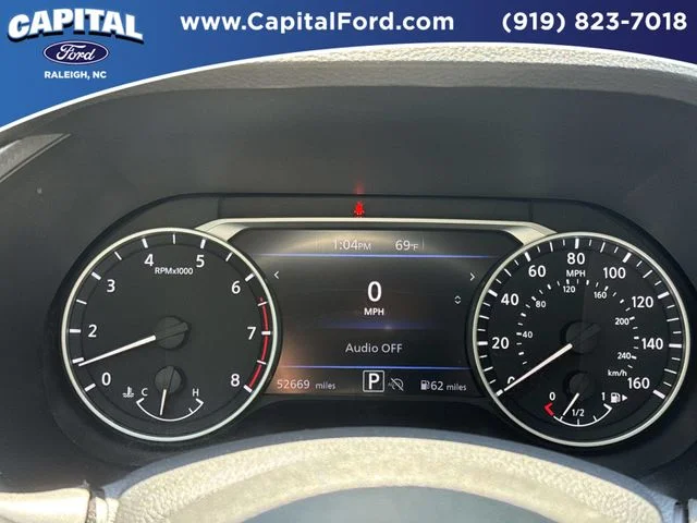 Used 2025 White Nissan SV image 25