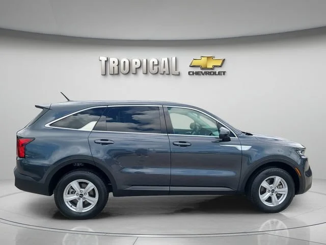 Used 2023 Gray Kia LX image 6