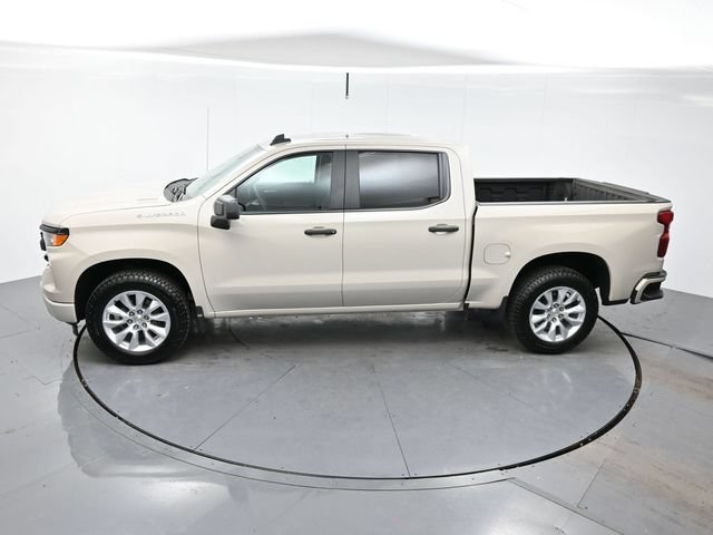 Used 2026 White Sands Chevrolet Custom image 32