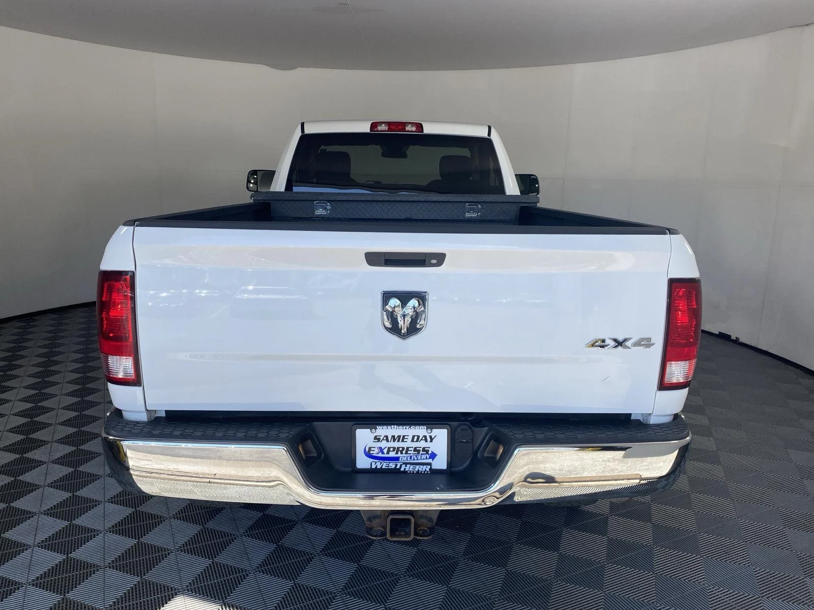 Used 2017 Bright White Clearcoat Ram Tradesman image 8