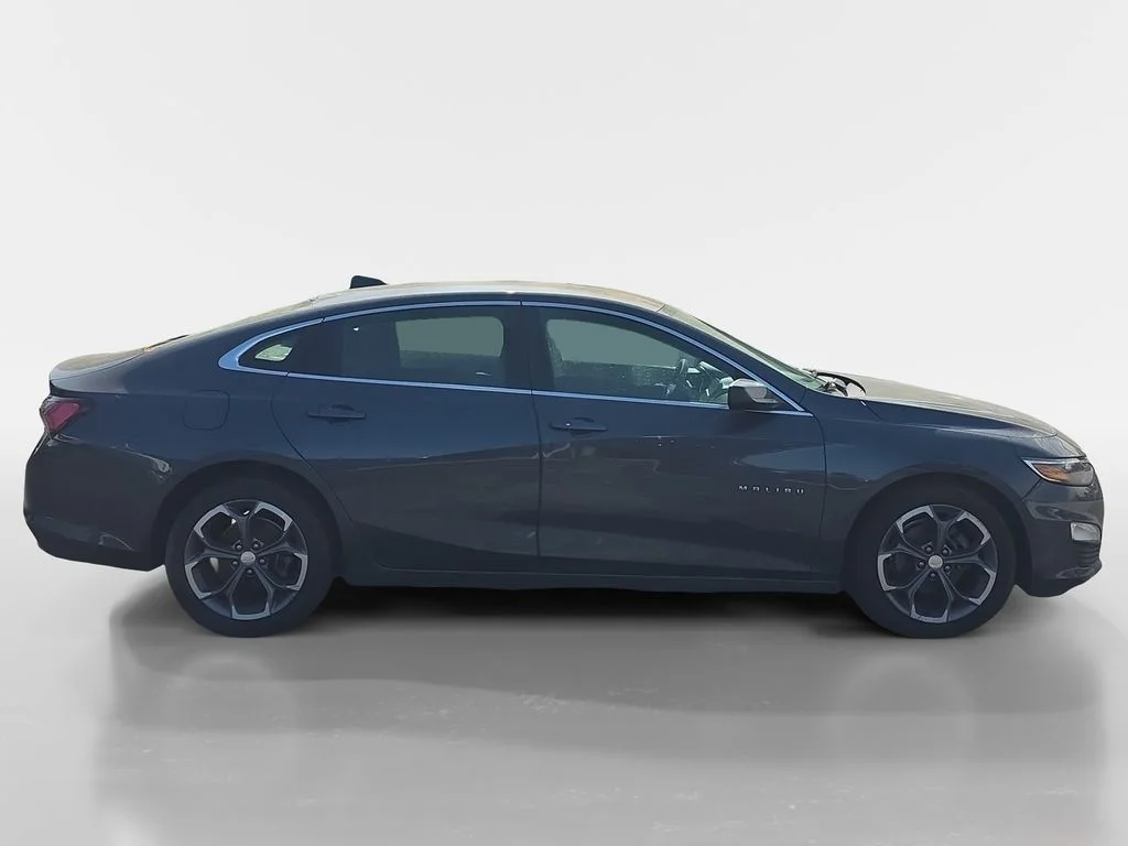 Used 2020 Gray Chevrolet LT image 9