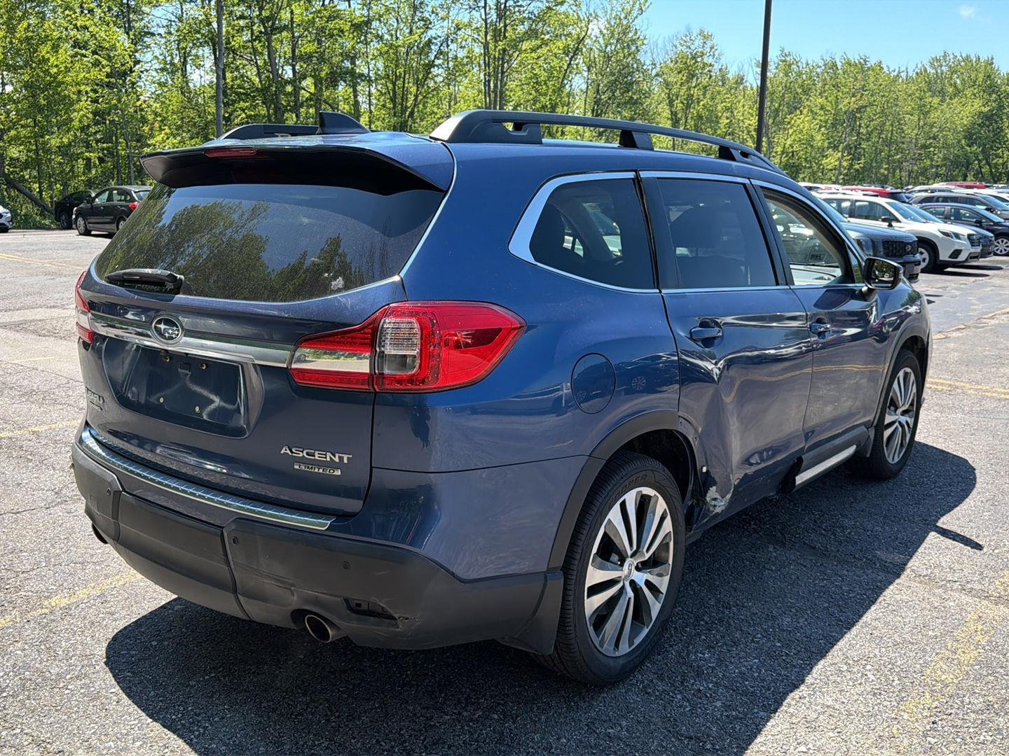 Used 2019 Abyss Blue Pearl Subaru Limited image 8