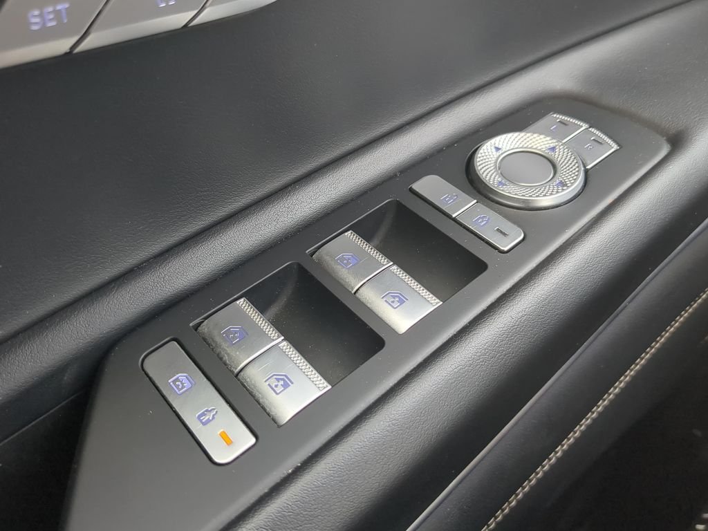 Used 2024 Blue Genesis 2.5T image 28