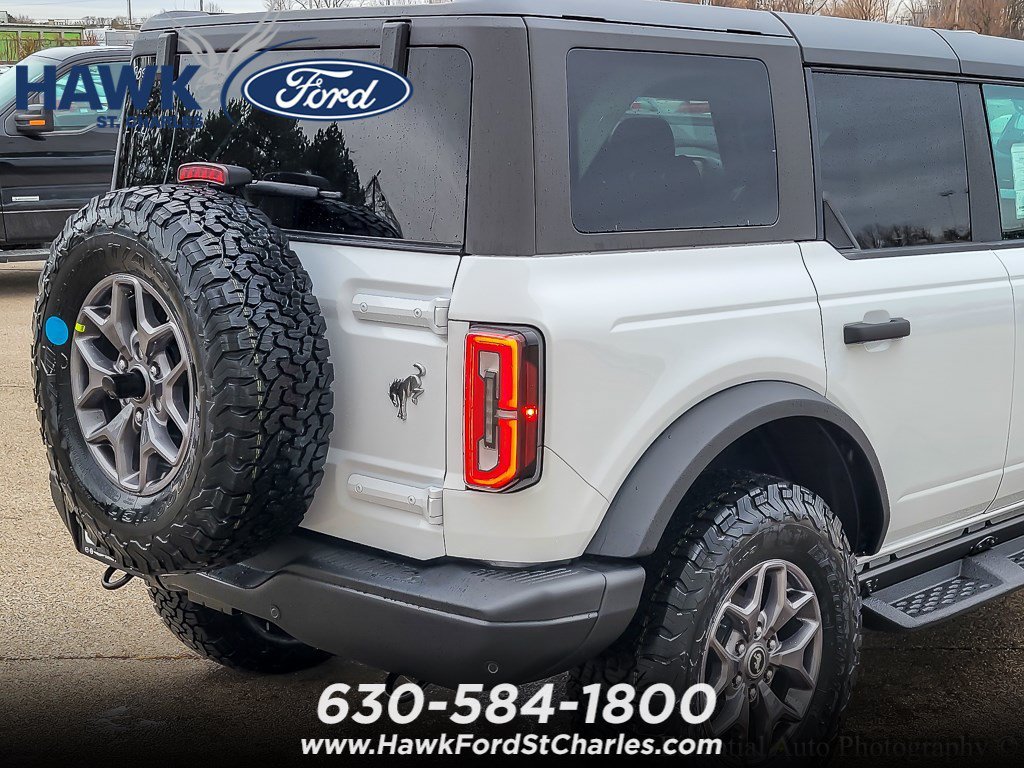 New 2025 Oxford White Ford Badlands® image 6