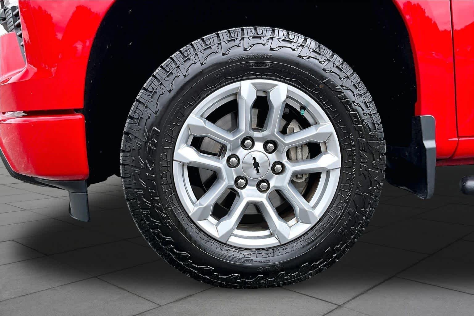 Used 2022 Red Hot Chevrolet RST image 11