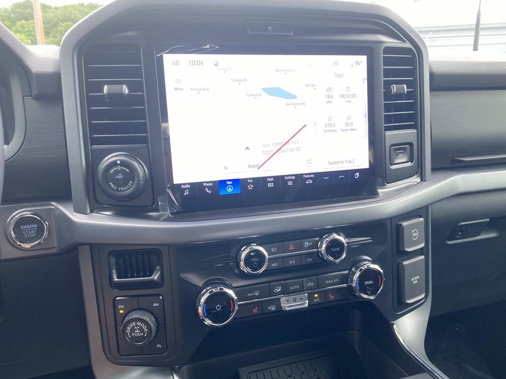 New 2026 Oxford White Ford XLT image 16