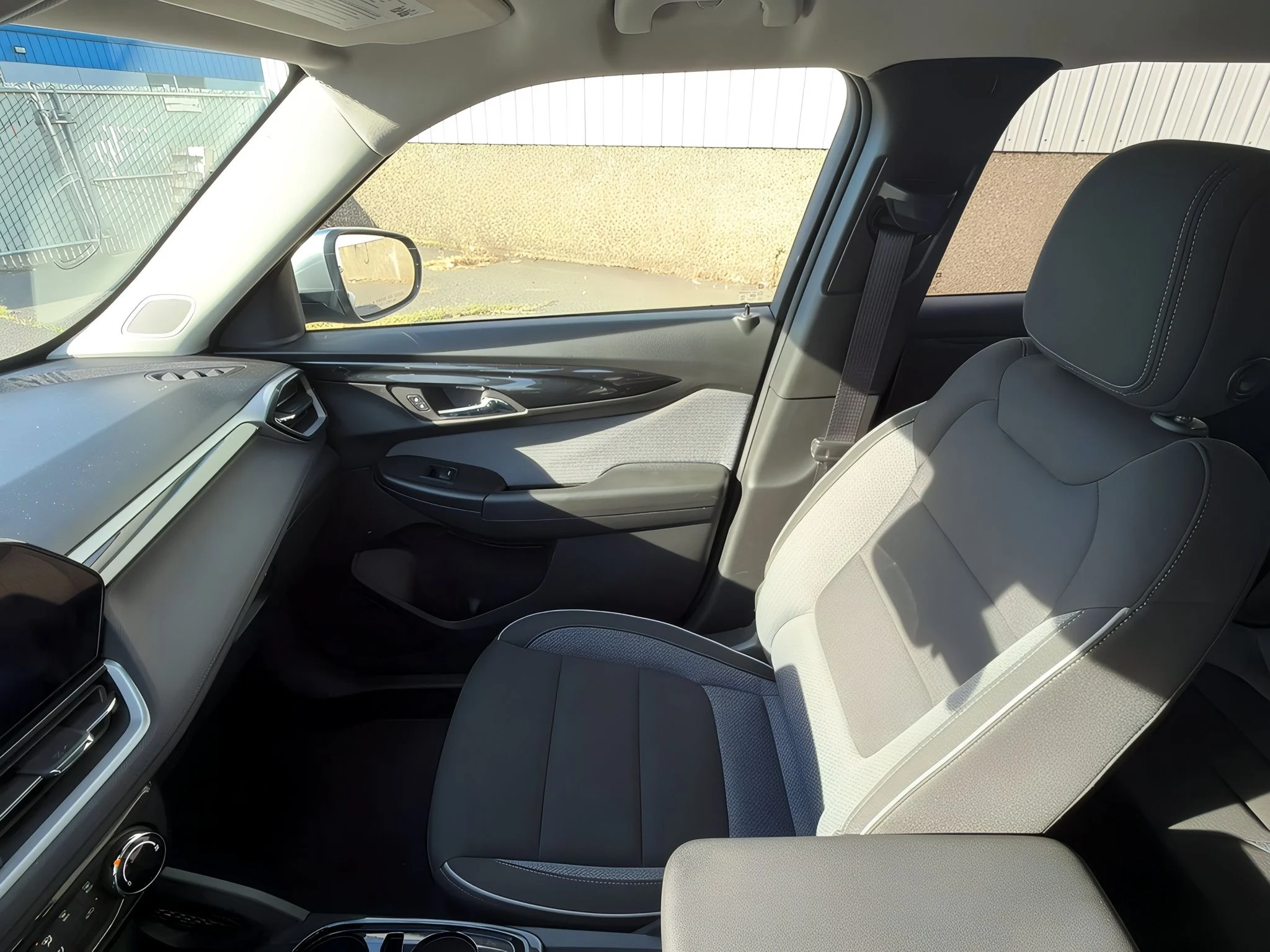 2025 Chevrolet Trailblazer LT - Photo 25