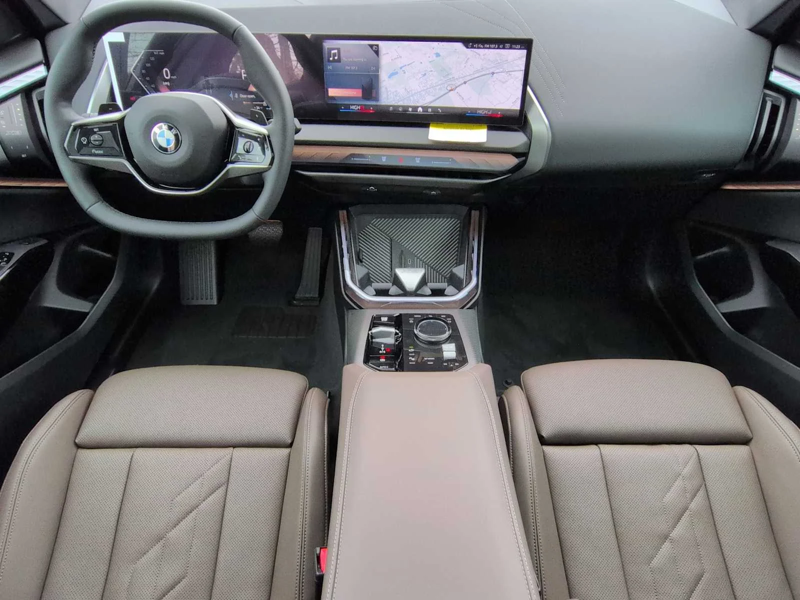 New 2026 Black Sapphire Metallic BMW 30 xDrive image 15