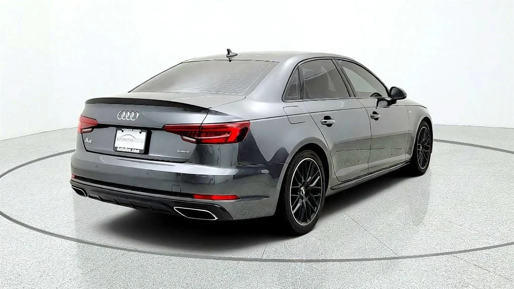 Used 2019 Daytona Gray Pearl Effect Audi Premium Plus 45 TFSI quattro w/ Black Optic Plus Pkg & B&O Sound image 5