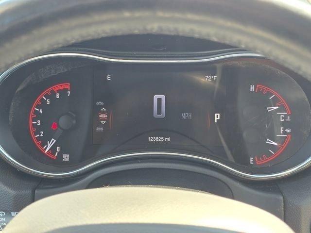 Used 2017 Vice White Tri-Coat Pearl Dodge Citadel image 43