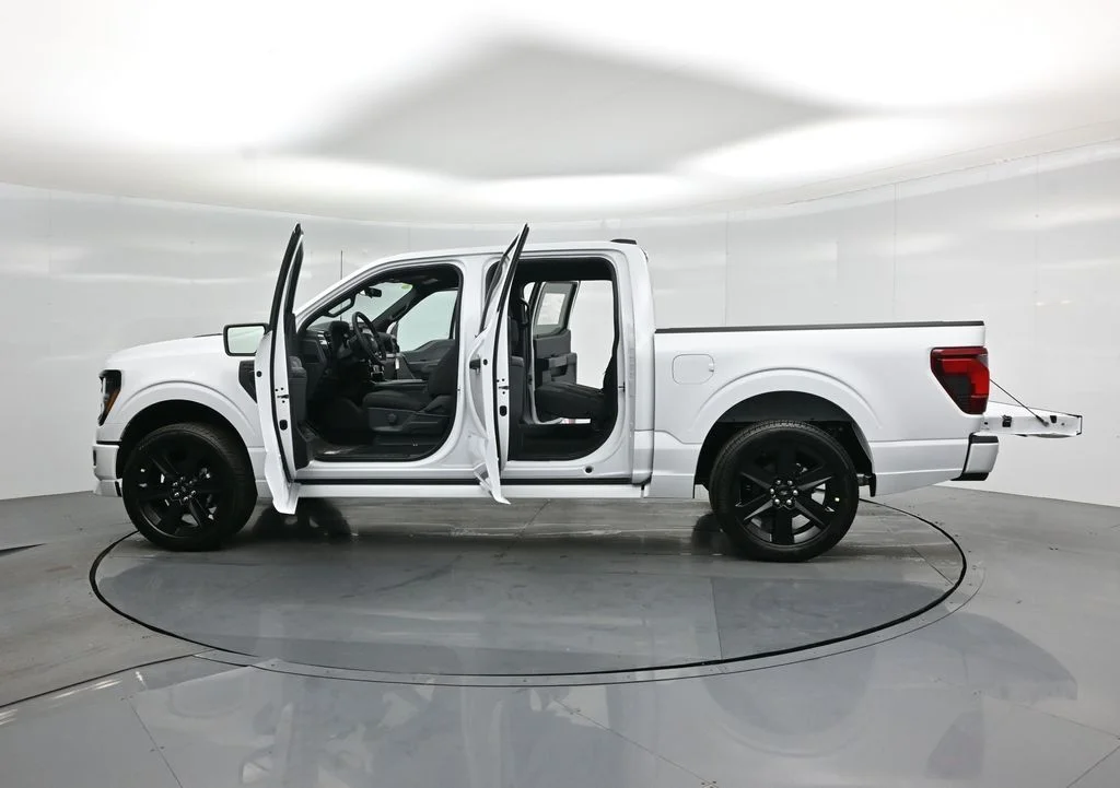 New 2026 Oxford White Ford STX image 29