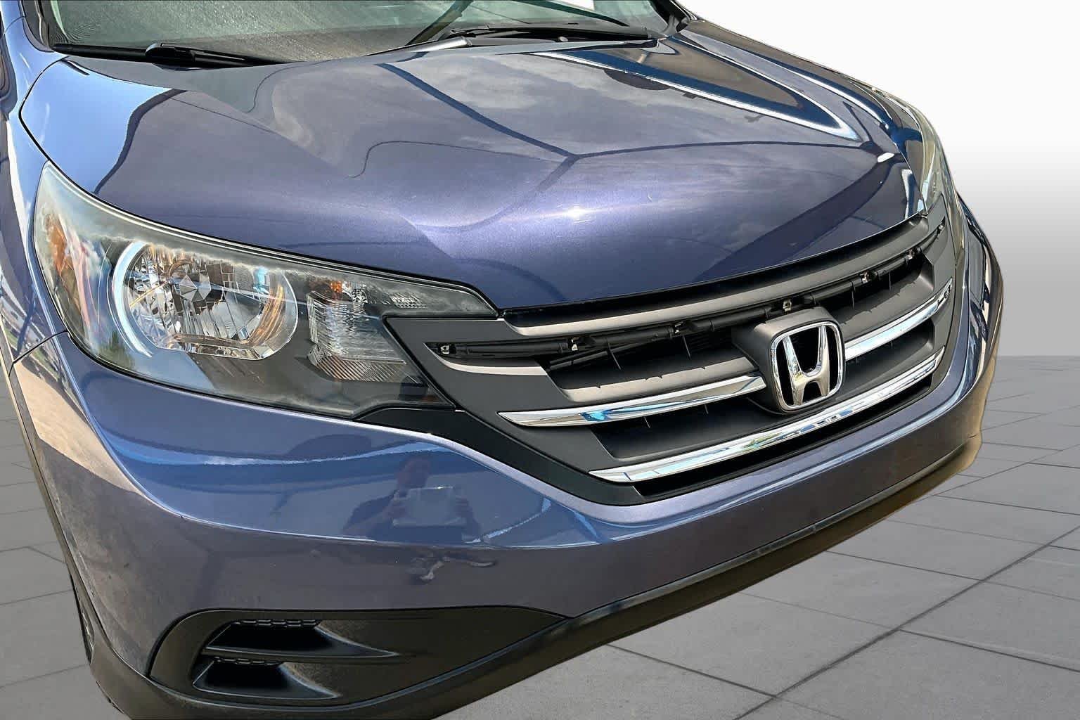 Used 2013 Twilight Blue Metallic Honda LX image 30
