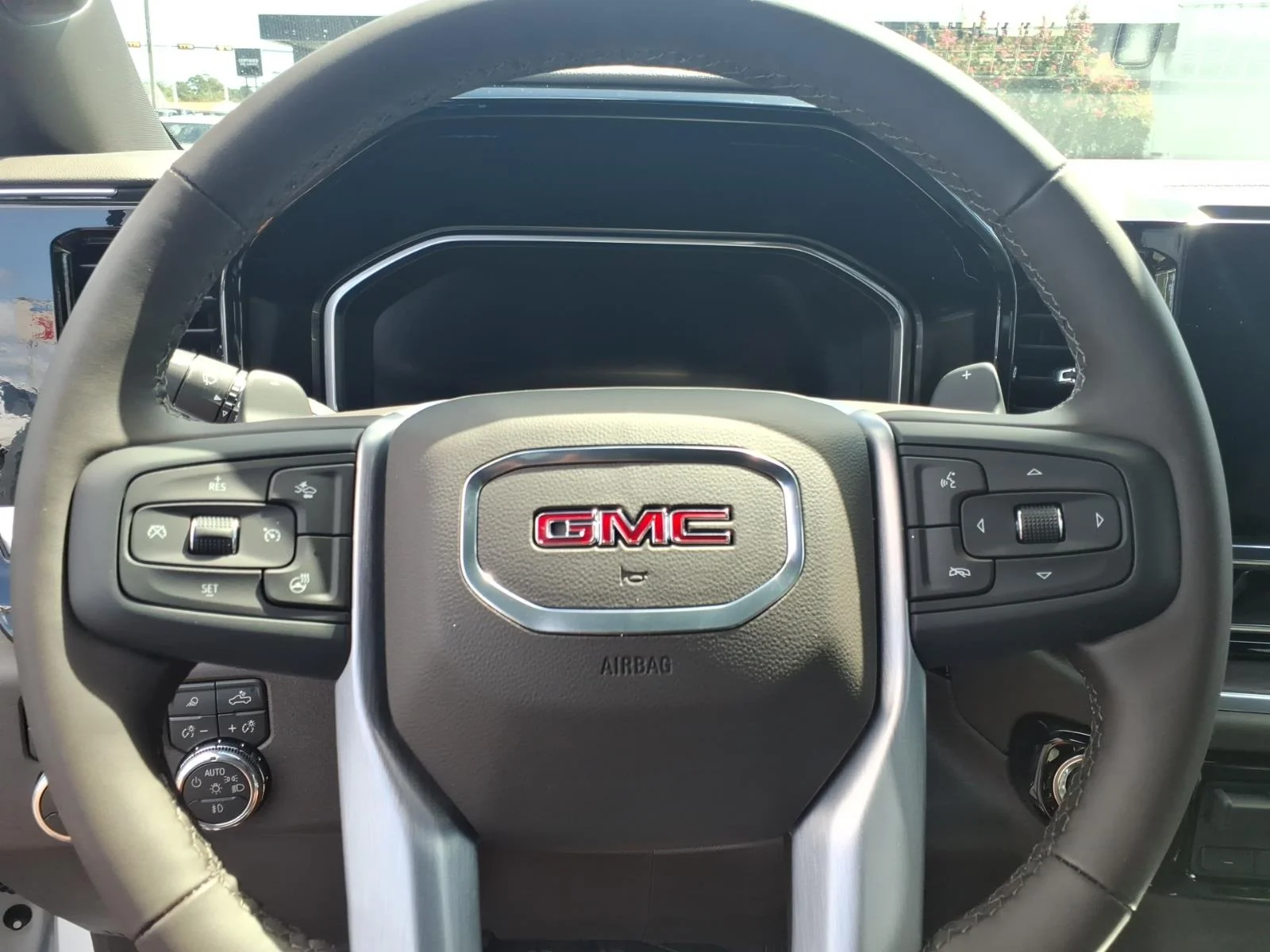 2026 GMC Sierra 1500 SLT - Photo 20