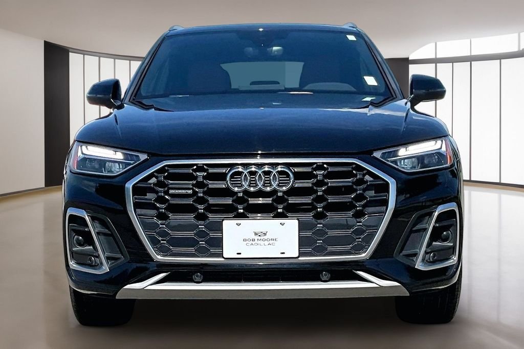 Used 2023 Black Audi 45 S line Premium image 3