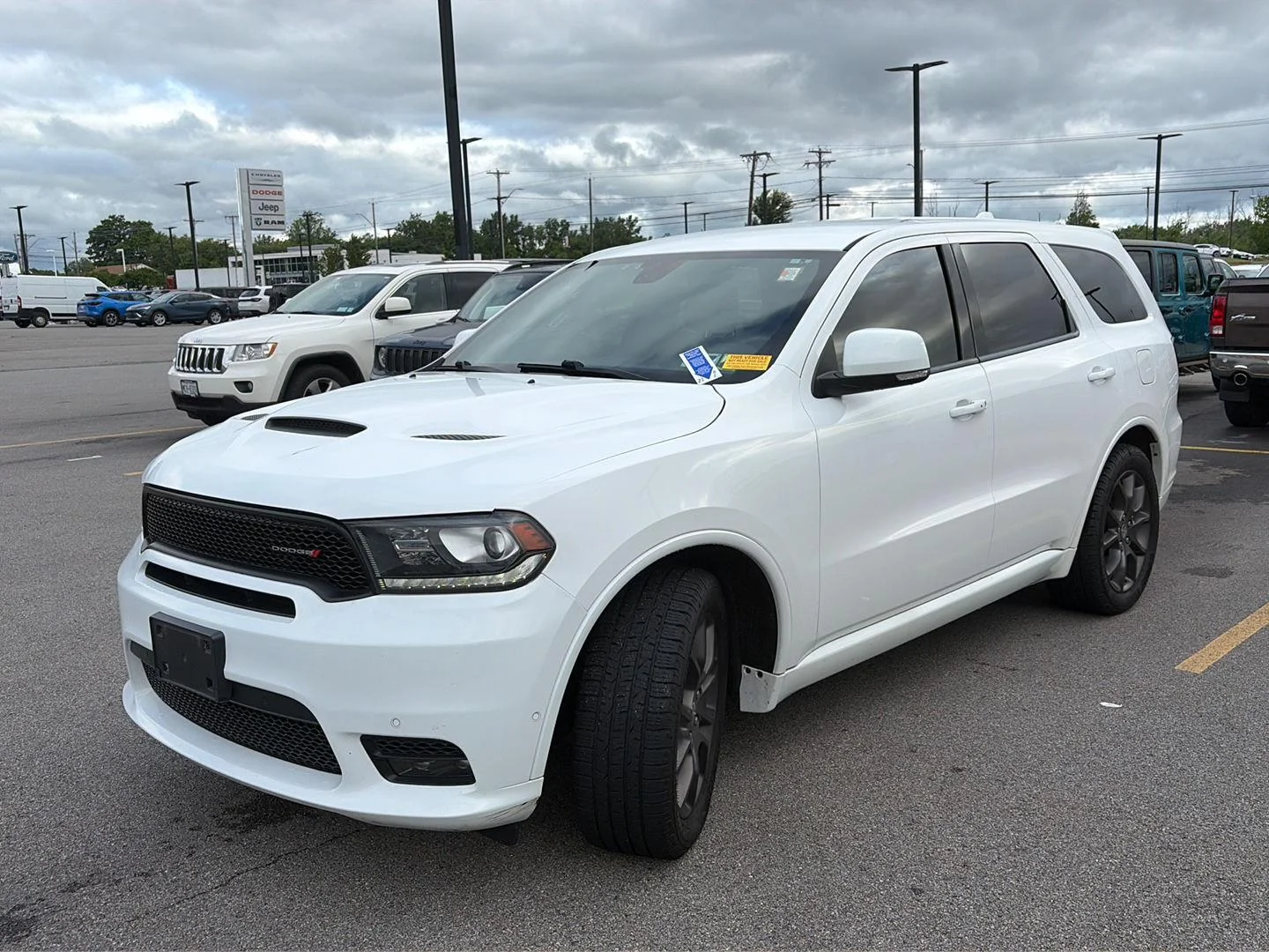 Used 2018 White Knuckle Clearcoat Dodge R/T image 4