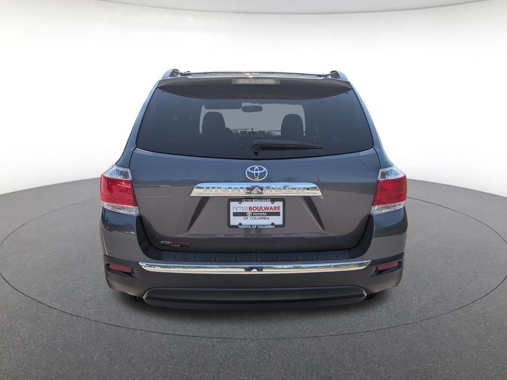 Used 2012 Gray Toyota Limited image 4