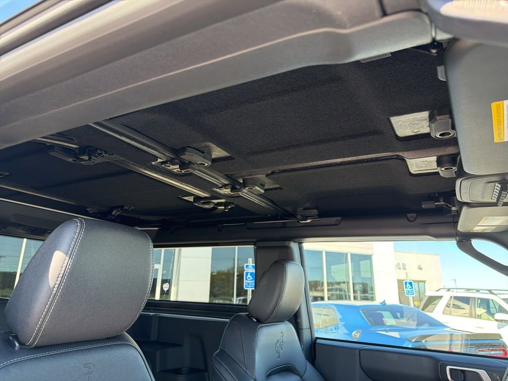 New 2026 Oxford White Ford Badlands® image 30