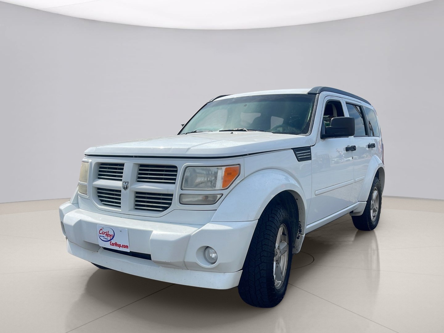 Used 2011 White Dodge SXT 4WD image 2