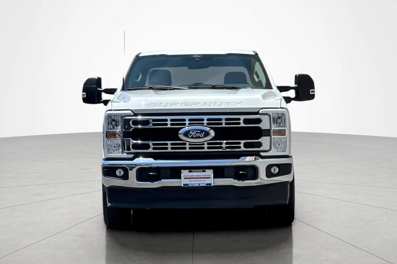 2024 Ford F-350 Super Duty XLT - Photo 8