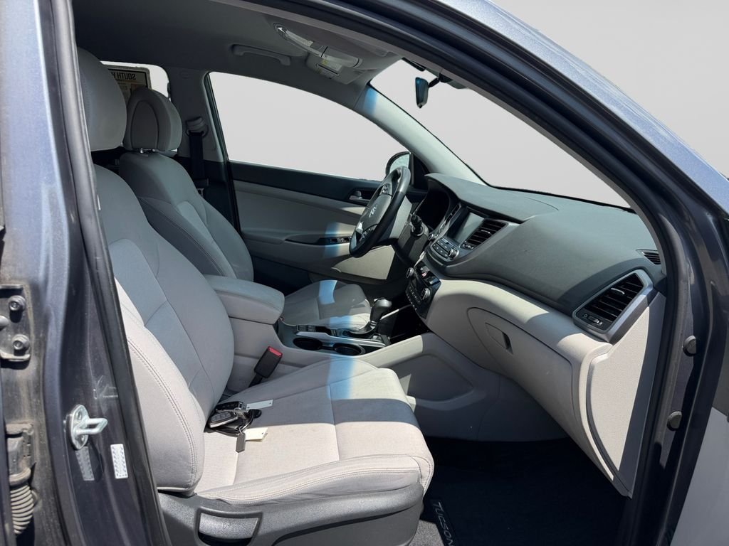 Used 2018 Gray Hyundai Sport image 17